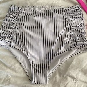 kortni jeane striped bottoms